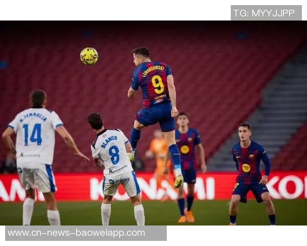 西甲9月最佳阵容揭晓巴萨五将入选姆巴佩与阿尔瓦雷斯搭档